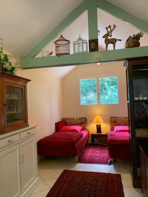 Maisonnette En Clairiere De Foret Gambais 외부 사진